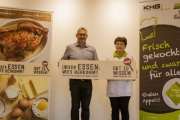 Rainer Burgstaller GF KHG Studierendeheime, Agnes Pichler Küchenleiterin.