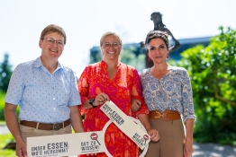 Vizepräsidentin Rosemarie ferstl, LK-OÖ, Vizebürgermeisterin Christa Raggl-Mühlberger, Katharina Tidl, Leitung Intitiative GUT ZU WISSEN;LKÖ