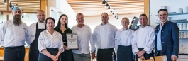 Johann Mohr, Sous Chef, Lutz Sobotta, Küchenleiter & und sein Team, Marcus Klein, Direktor Gut Wenghof, Vanessa Suciu, Direktionsassistentin, HR & Marketing, Präsident Rupert Quehenberger, Landwirtschaftskammer Salzburg 