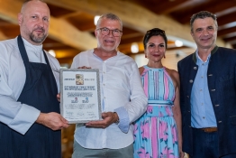 Lutz Sobotta, Küchenleiter Gut Wenghof, Marcus Klein, Direktor Gut Wenghof, Katharina Tidl, Leitung Intitative GUT ZU WISSEN, LKÖ, Präsident Rupert Quehenberger, Landwirtschaftskammer Salzburg 